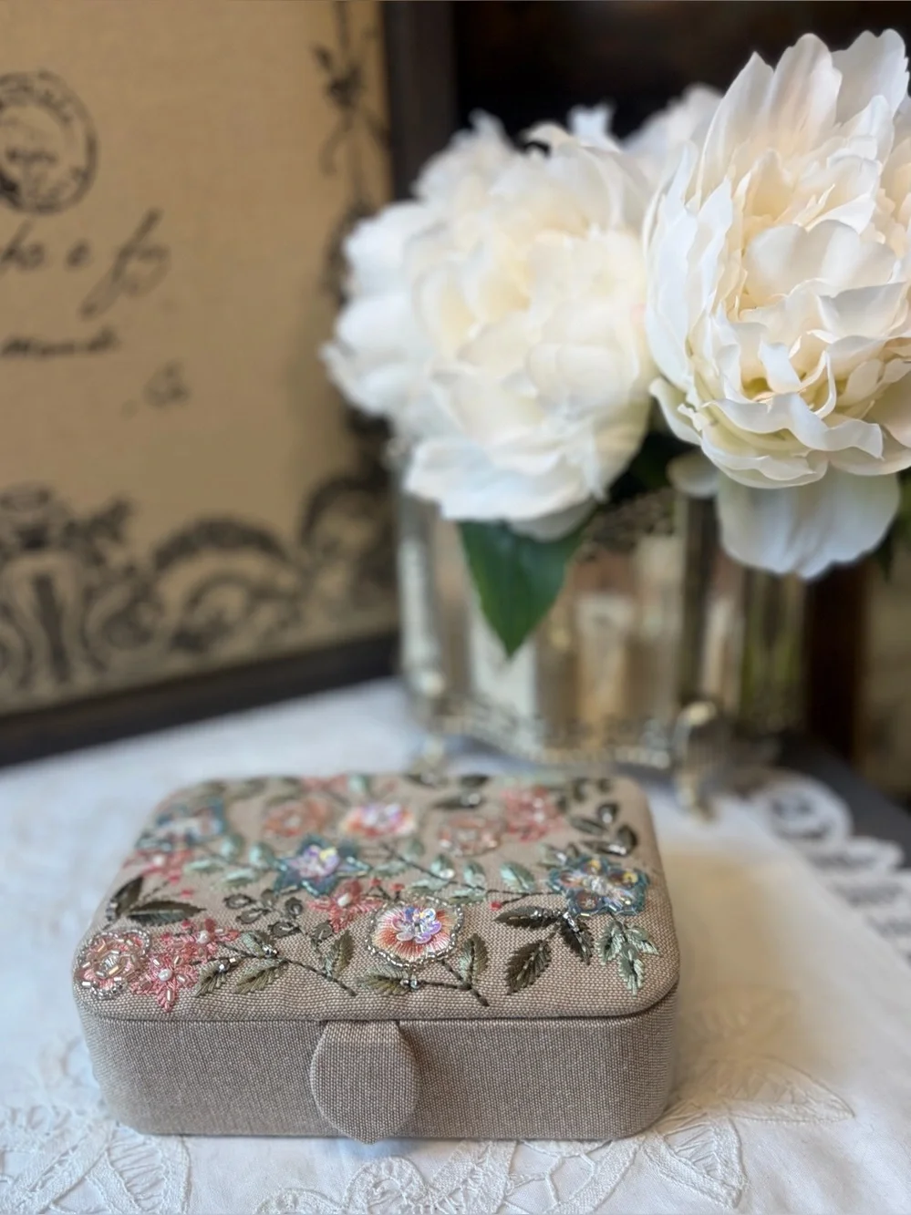 Beaded embroidered floral jewelry box